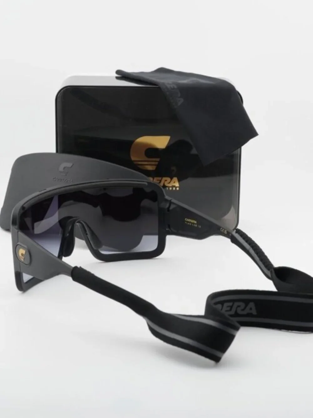 Exclusive Sale! Carrera FLAGLAB 15 0003 9O Shield Sunglasses - Black / Grey